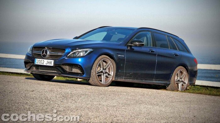 Mercedes-AMG_C_63_Estate_006