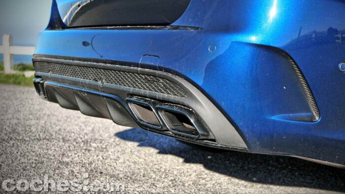 Mercedes-AMG_C_63_Estate_013