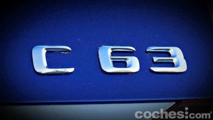 Mercedes-AMG_C_63_Estate_024