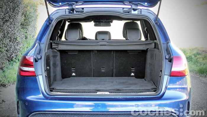 Mercedes-AMG_C_63_Estate_038