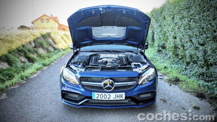 Mercedes-AMG_C_63_Estate_040