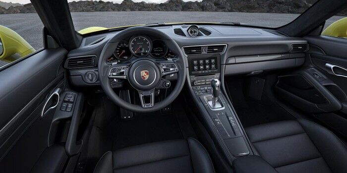 Porsche 911 Turbo S 2016 interior 02