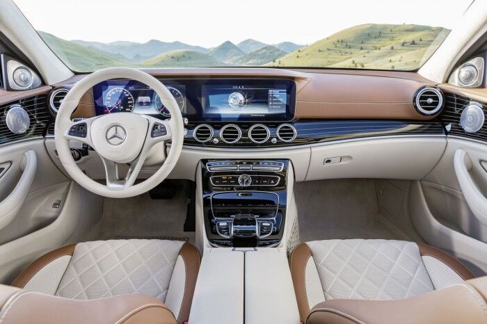 Mercedes E 350e 2016 Interior 3 700x466