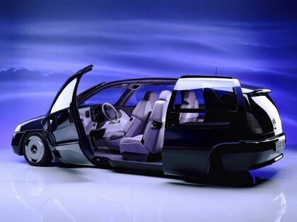 Mercedes-Benz F100, el prototipo que se anticipó al futuro