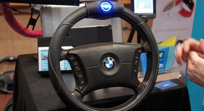 SMARTwheel y adiós a las distracciones al volante