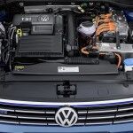 Volkswagen Passat Variant GTE 2016 13 150x150