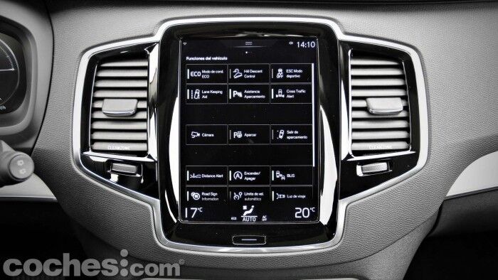 Volvo_XC90_D5_AWD_090