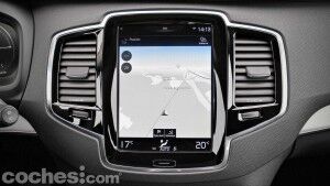 Volvo_XC90_D5_AWD_094