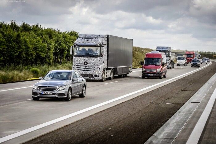 Adelantar Camion 700x466