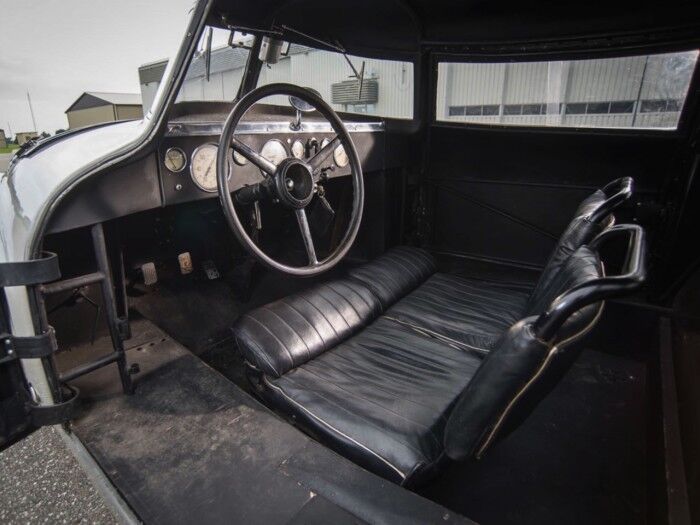 Adler Trumpf Rennlimousine 1938 interior 01