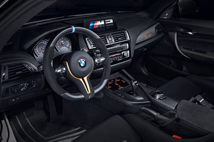 BMW M2 MotoGP Safety Car 2016 interior 1