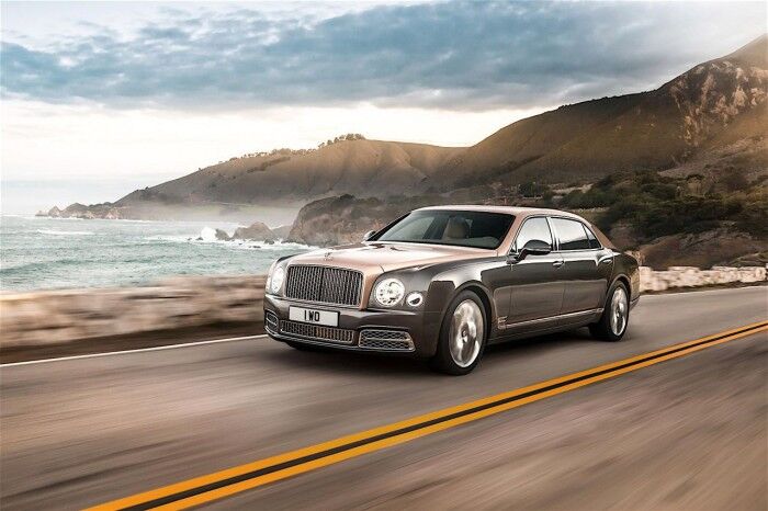Bentley Mulsanne 2016 05 700x466
