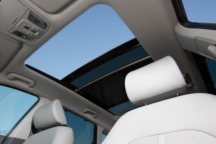 Kia Optima Sportswagon 2016 interior 07