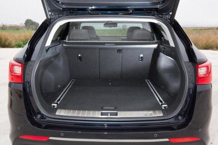 Kia Optima Sportswagon 2016 maletero 2