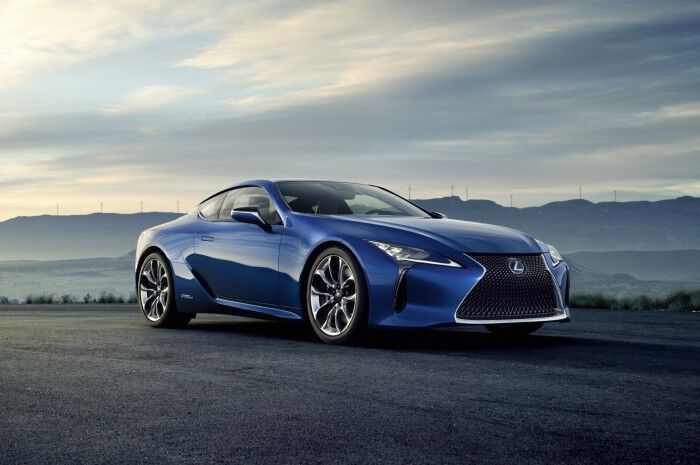 Lexus-LC-500h 2