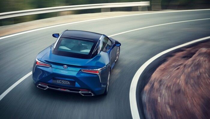 Lexus LC 500h 2017 04