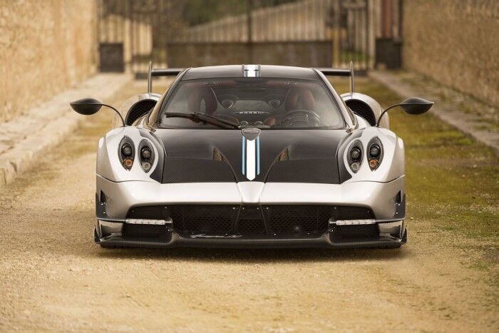Pagani Huayra BC 2016 06 700x467