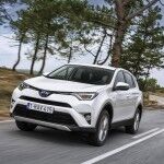 Toyota RAV4 Hybrid 2016 03 150x150