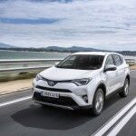 Toyota RAV4 Hybrid 2016 09 150x150