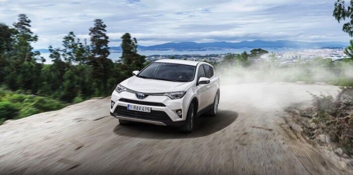 Toyota RAV4 Hybrid 2016 14