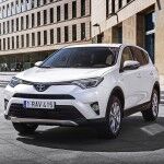 Toyota RAV4 Hybrid 2016 27 150x150