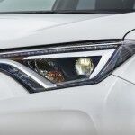 Toyota RAV4 Hybrid 2016 31 150x150