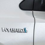 Toyota RAV4 Hybrid 2016 32 150x150