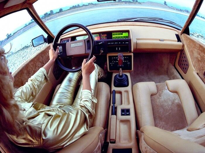 Volvo Tundra Concept 1979 interior