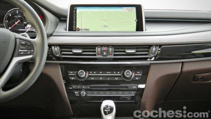 BMW_X5_xDrive30d_039