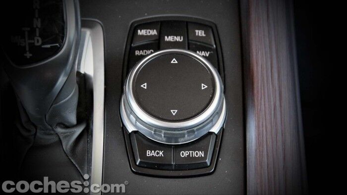 BMW_X5_xDrive30d_056