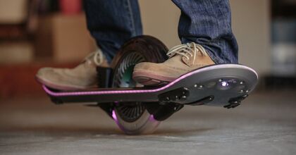 Patines de una sola rueda, el futuro surf terrestre