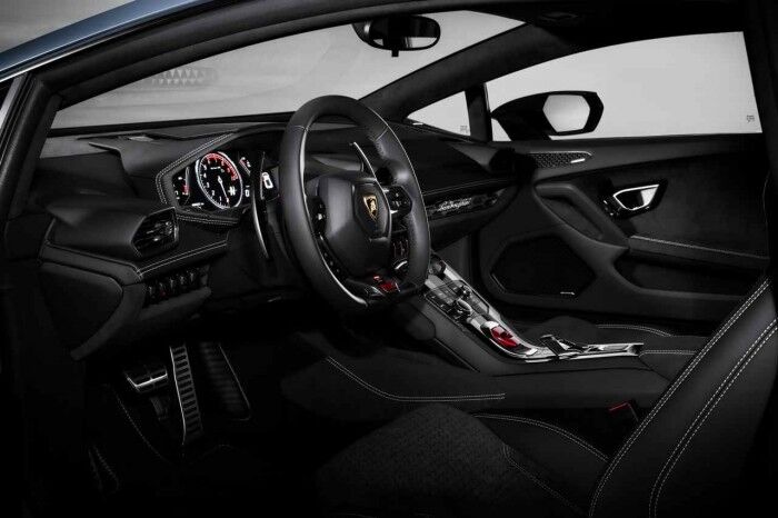 Lamborghini Huracan Avio 2016 interior