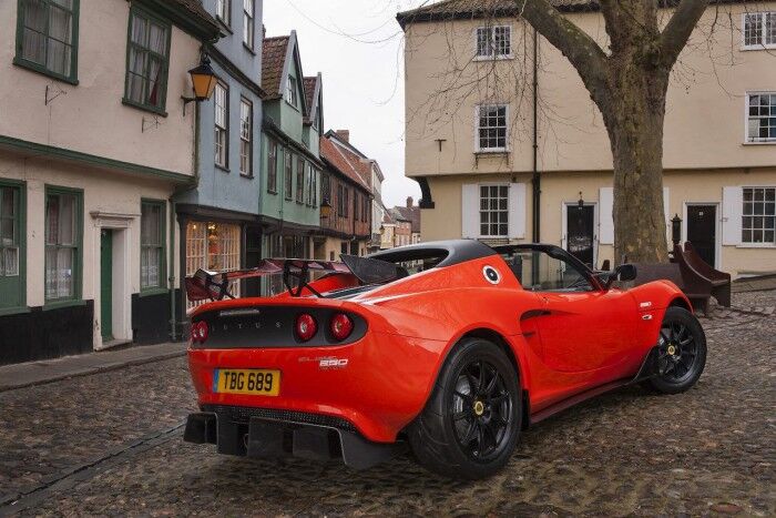 Lotus Elise Cup 250 2016 02