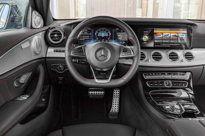 Mercedes-AMG  E 43 4Matic 2016 interior 01