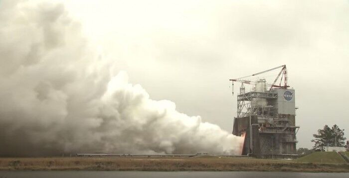 motor RS-25 2059 del cohete de la Nasa con destino Marte 03
