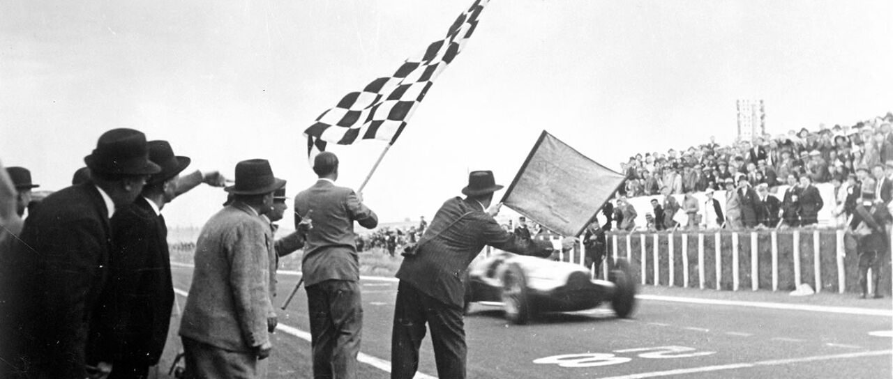 Todas las noticias de coches en un solo portal: Pruebas, fotos, vídeos, informes...