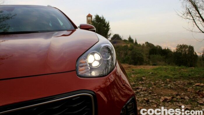 Kia Sportage 2.0 DRDi GT Line 4x4 2016 prueba exterior 17