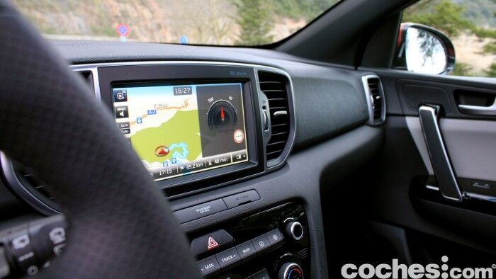 Kia Sportage 2.0 DRDi GT Line 4x4 2016 prueba interior 10