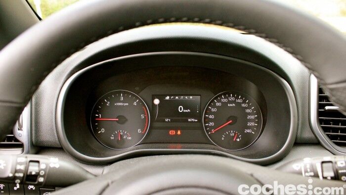 Kia Sportage 2.0 DRDi GT Line 4x4 2016 prueba interior 9
