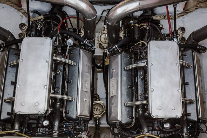 Riva Ferrari 32 1990