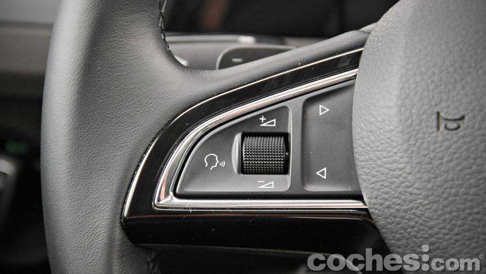 Skoda_Superb_2.0TDI_ Laurin&Klement_079