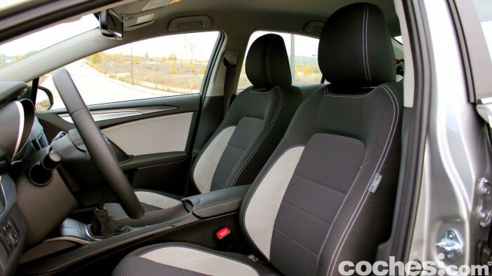 Toyota Avensis 150D prueba 031