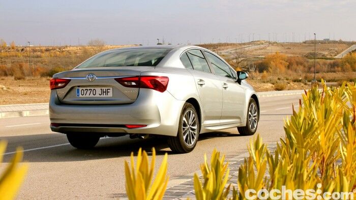 Toyota Avensis 150D prueba 067