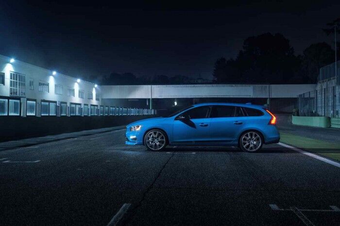Polestar exterior static dark shots