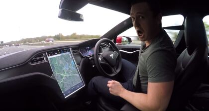 Las pruebas más locas del sistema Autopilot de Tesla