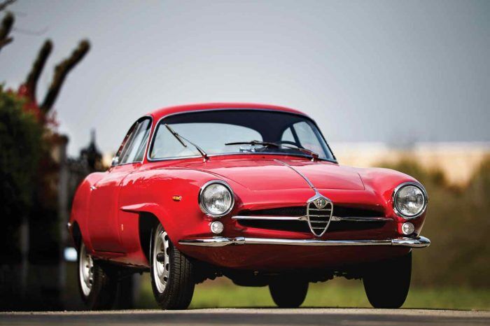 Alfa Romeo Giulia 1600 Sprint Speciale by Bertone 1963 01