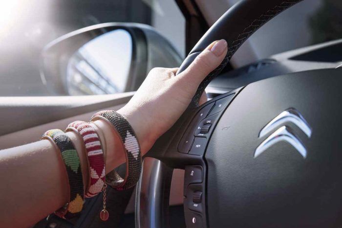 CitroëN C4 Grand Picasso 2016 Interior 4 700x466