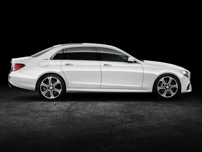 Mercedes-Benz Clase E LWB China 2016