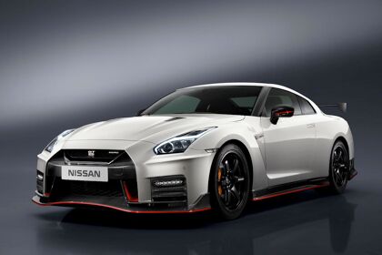 Nissan GT-R Nismo 2017: Godzilla aprieta las tuercas
