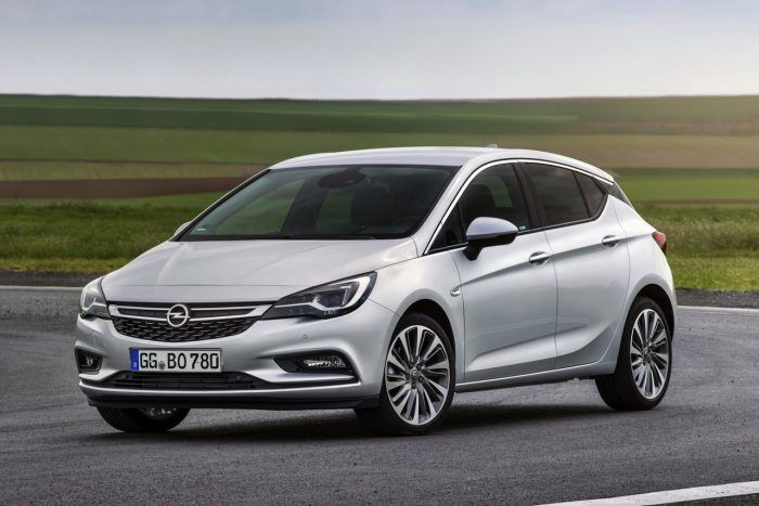 Opel Astra BiTurbo CDTI 2016 08 700x467
